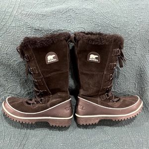 Sorel Joan of Arc Fur lined boots